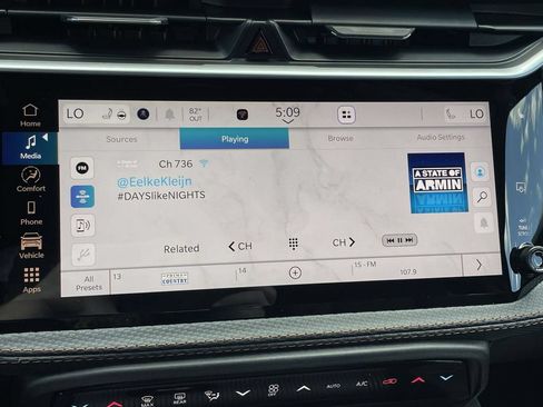 New 2026 Jeep Cherokee Limited AWD/4WD image 33
