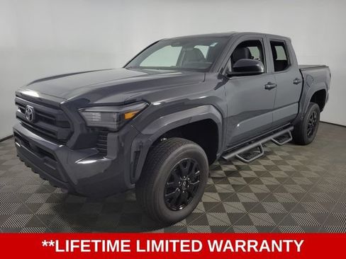 Used 2025 Toyota Tacoma SR AWD/4WD image 3