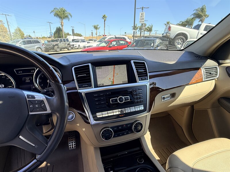 Used 2015 Mercedes-Benz ML 400 4MATIC image 14
