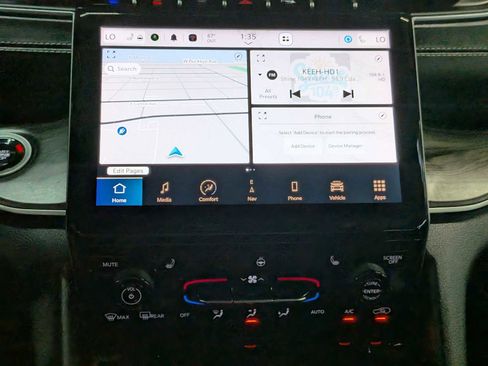 Used 2024 Jeep Grand Cherokee Limited 4xe image 31