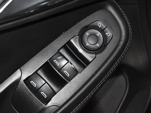 Used 2020 Buick Encore GX Preferred w/ Sport Touring Package FWD image 5