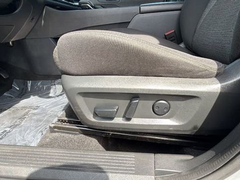 Used 2021 Nissan Rogue SV AWD/4WD image 16