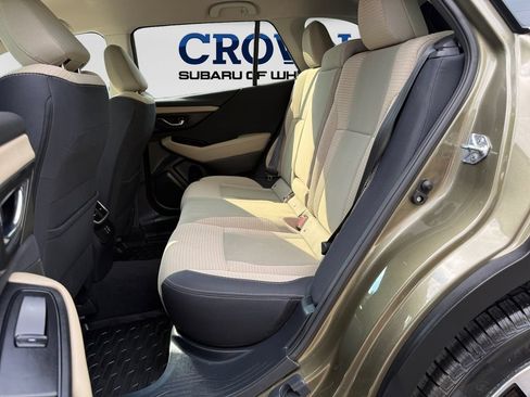 Used 2024 Subaru Outback Premium AWD/4WD image 18