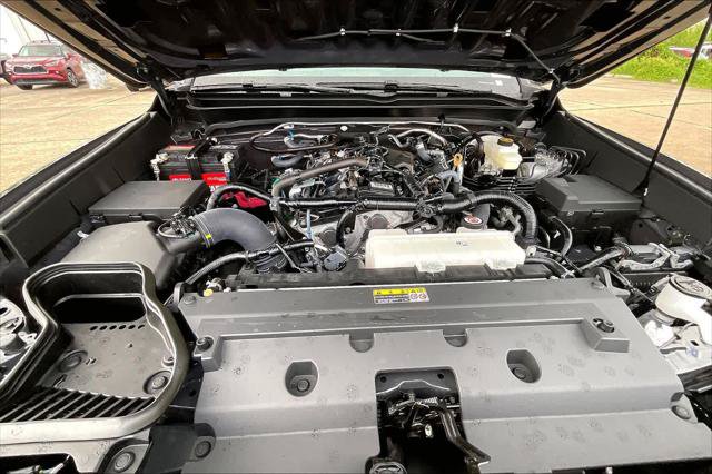Certified 2026 Toyota Tacoma SR5 AWD/4WD image 33