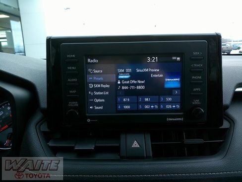 Used 2021 Toyota RAV4 LE image 14