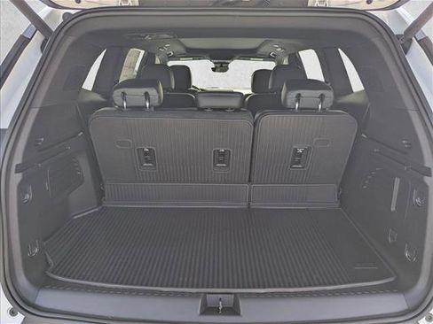 New 2026 GMC Acadia AT4 w/ Luxury Package image 10
