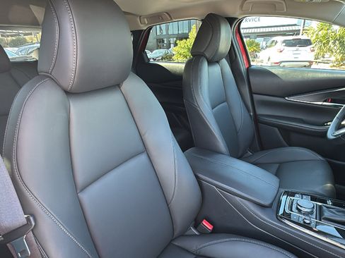 Certified 2025 MAZDA CX-30 AWD 2.5 S w/ Preferred Package image 37