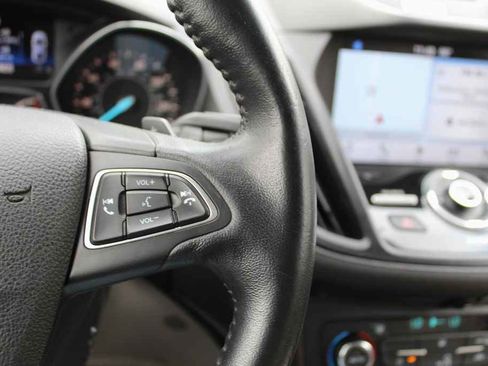 Used 2017 Ford Escape Titanium FWD image 18