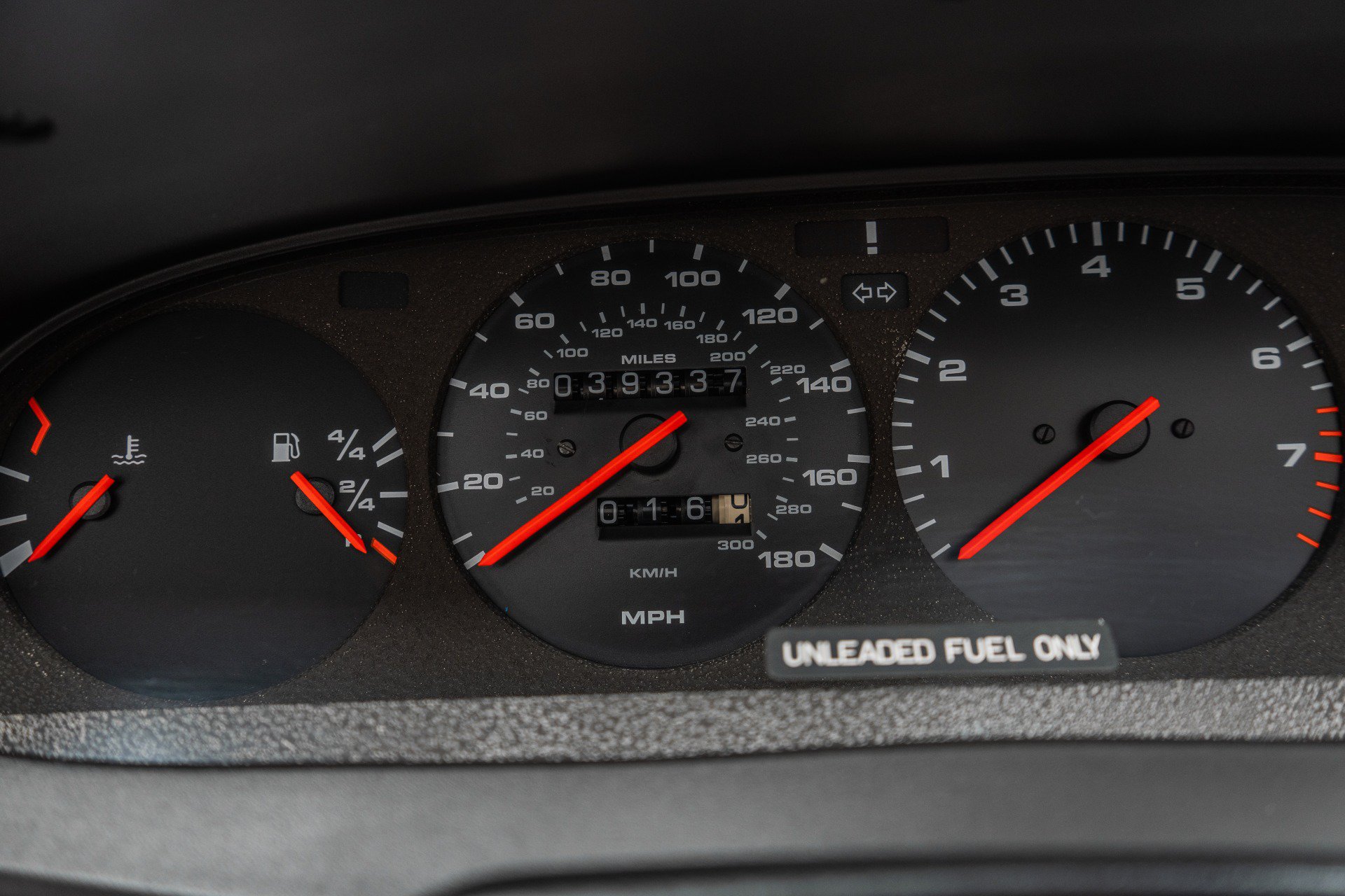 Used 1992 Porsche 968 Cabriolet RWD image 21