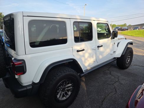 Used 2024 Jeep Wrangler Unlimited Rubicon 392 AWD/4WD image 8