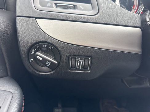 Used 2020 Dodge Grand Caravan GT image 21