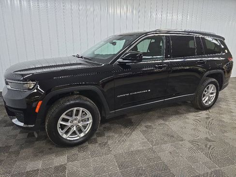 Used 2024 Jeep Grand Cherokee L Laredo w/ Trailer Tow Package AWD/4WD image 6