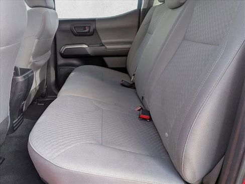 Used 2022 Toyota Tacoma SR5 w/ Technology Package RWD image 16