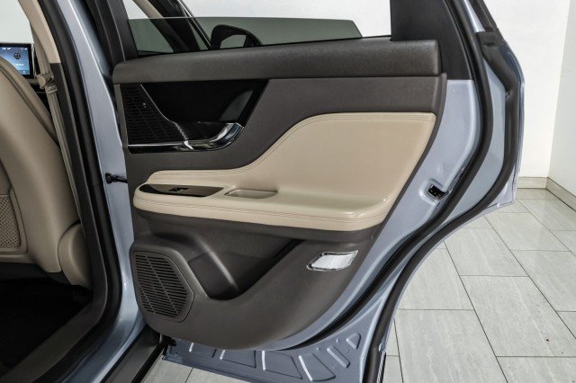Used 2022 Lincoln Corsair FWD image 37