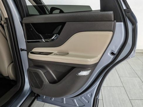 Used 2022 Lincoln Corsair FWD image 37