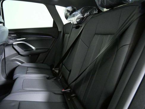 New 2025 Audi Q5 Premium Plus image 15