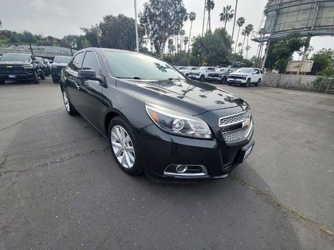 Used 2013 Chevrolet Malibu LTZ image 2