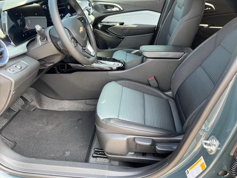 New 2026 Chevrolet Trax LT w/ LT Convenience Package FWD image 10
