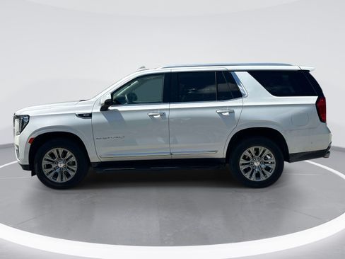 Used 2023 GMC Yukon Denali w/ Advanced Technology Package AWD/4WD image 6