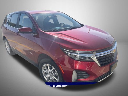 Used 2022 Chevrolet Equinox LT image 3