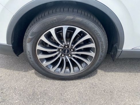 Used 2020 Lincoln Aviator Reserve w/ Equipment Group 201A RWD image 5