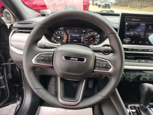 Certified 2024 Jeep Compass Limited image 26