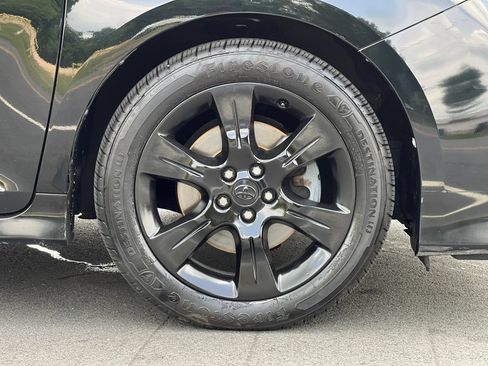 Used 2015 Toyota Sienna SE Premium FWD image 43