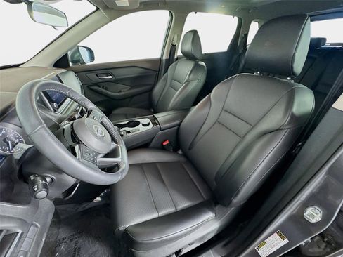 Used 2023 Nissan Rogue SV w/ SV Premium B Package AWD/4WD image 11