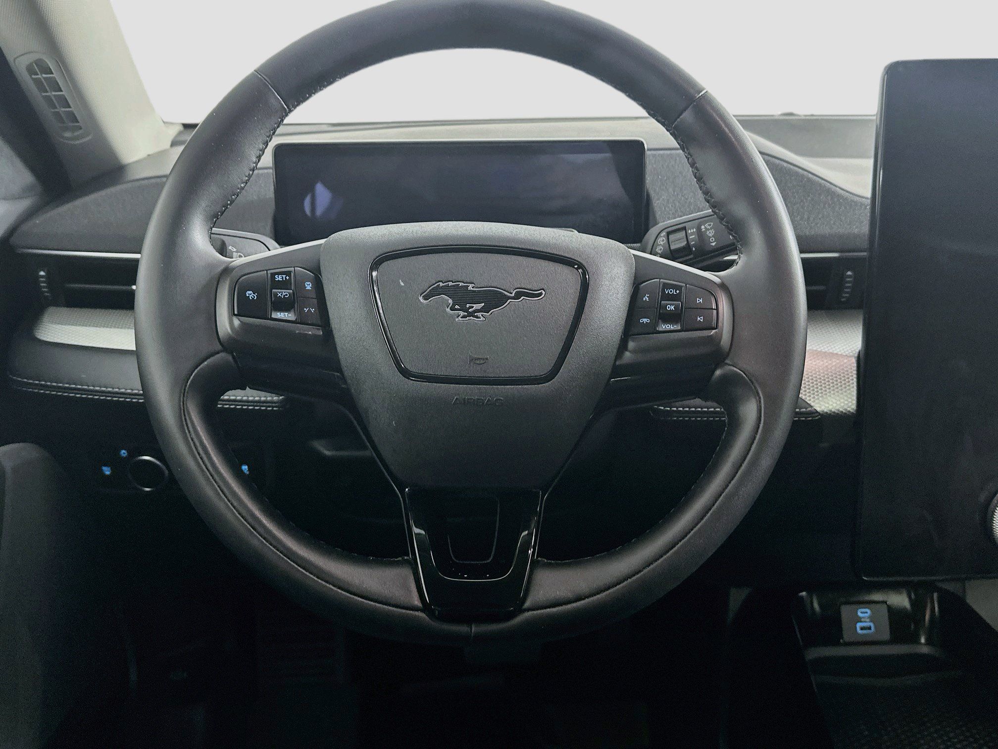 Used 2023 Ford Mustang Mach-E Select RWD image 18
