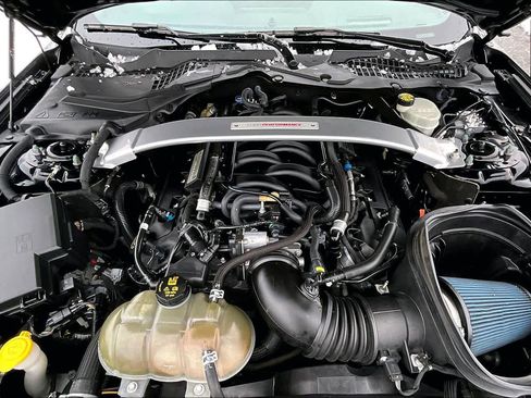 Used 2017 Ford Mustang Shelby GT350 w/ Electronics Package image 31