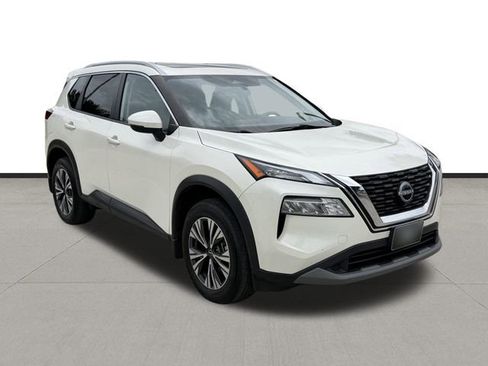 Used 2022 Nissan Rogue SV w/ SV Premium Package AWD/4WD image 3