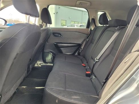 Used 2023 Nissan Rogue S image 10