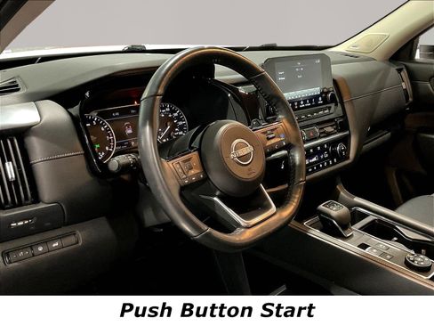 Used 2023 Nissan Pathfinder SL w/ SL Premium Package AWD/4WD image 17