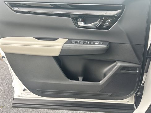 Used 2025 Honda CR-V EX-L image 24