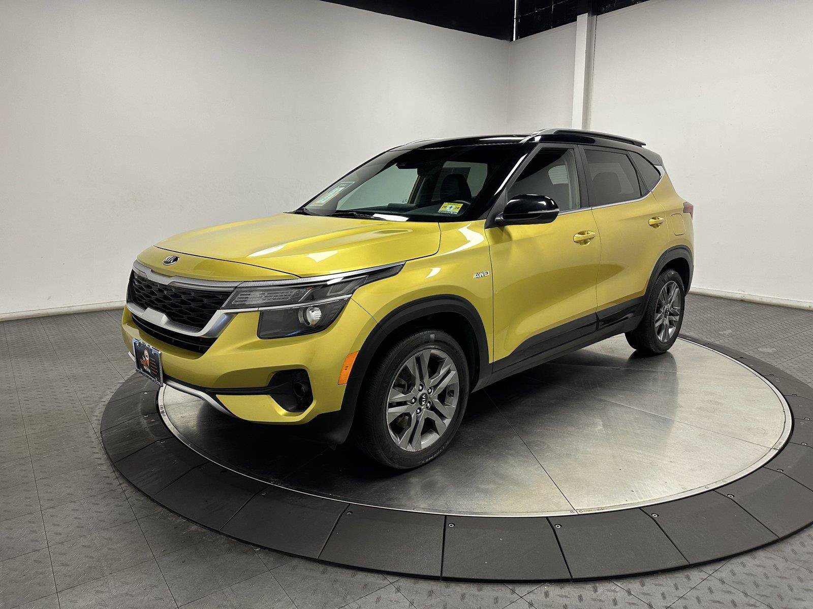 Used 2021 Kia Seltos S AWD/4WD image 1