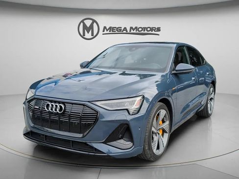 Used 2022 Audi e-tron Prestige w/ Prestige Package AWD/4WD image 1