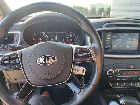 Used 2019 Kia Sorento FWD w/ LX Convenience Package image 12