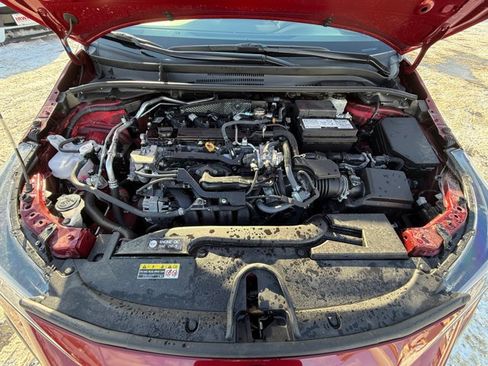 Used 2025 Toyota Corolla SE image 19