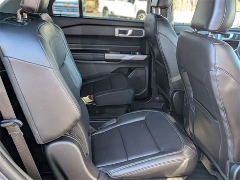 Used 2023 Ford Explorer XLT w/ Equipment Group 202A image 35