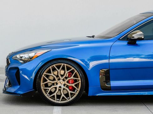 Used 2018 Kia Stinger GT RWD image 17
