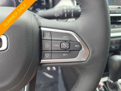 Certified 2025 Jeep Compass Limited w/ Elite Group AWD/4WD image 24