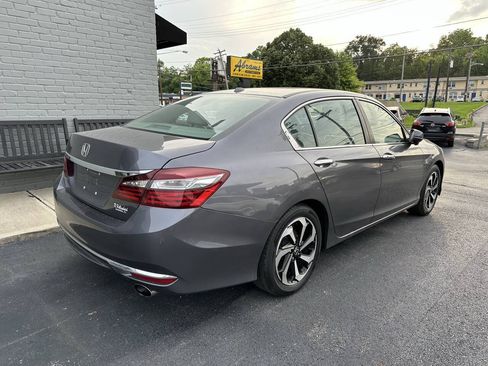 Used 2016 Honda Accord EX-L image 2