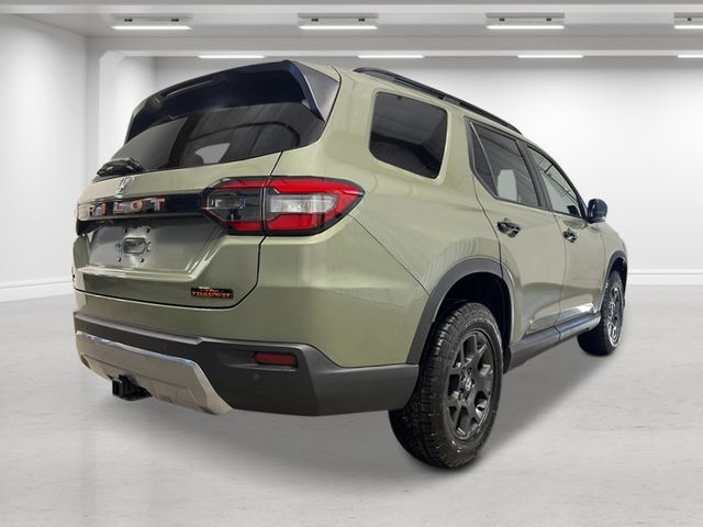 New 2026 Honda Pilot TrailSport image 3