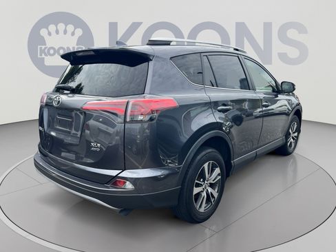 Used 2018 Toyota RAV4 XLE w/ Plus Extra Value Package AWD/4WD image 4