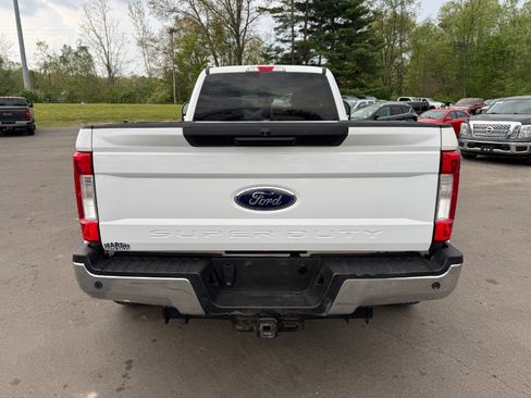 Used 2019 Ford F350 XLT w/ XLT Value Package AWD/4WD image 4
