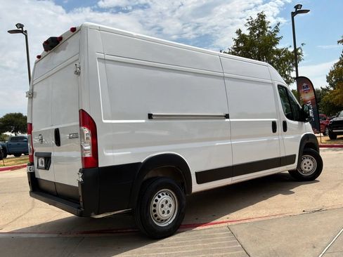 Used 2026 RAM ProMaster 2500 w/ Convenience Group FWD image 6