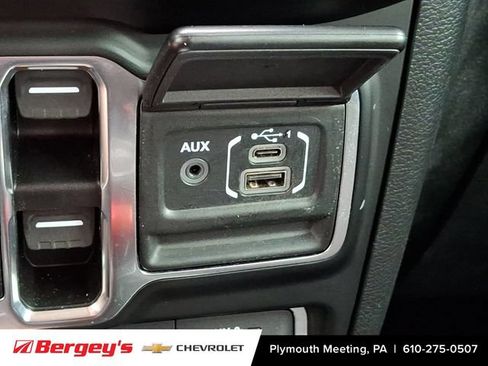 Used 2021 Jeep Wrangler Unlimited Rubicon AWD/4WD image 27