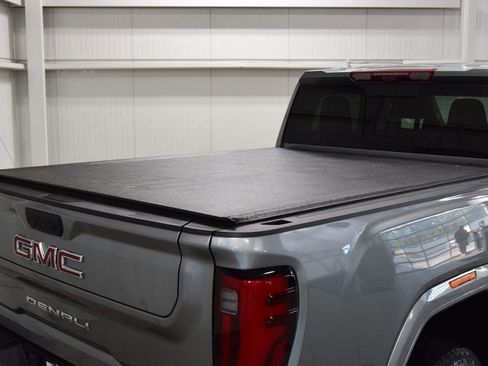 Used 2024 GMC Sierra 2500 Denali w/ Denali Reserve Package AWD/4WD image 28