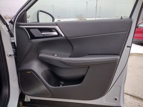 New 2026 Mitsubishi Outlander SE image 32