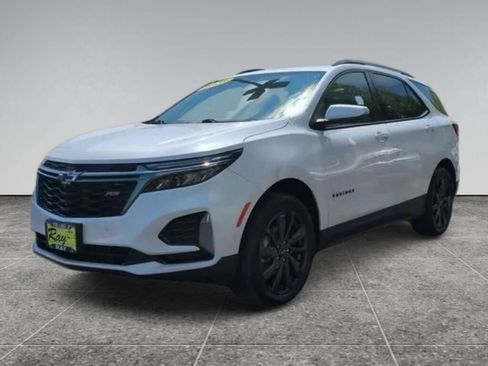 Certified 2023 Chevrolet Equinox RS w/ RS Leather Package AWD/4WD image 4